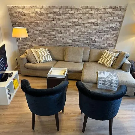 Nearby, Close To Amsterdam, The Hague -6p Apartment