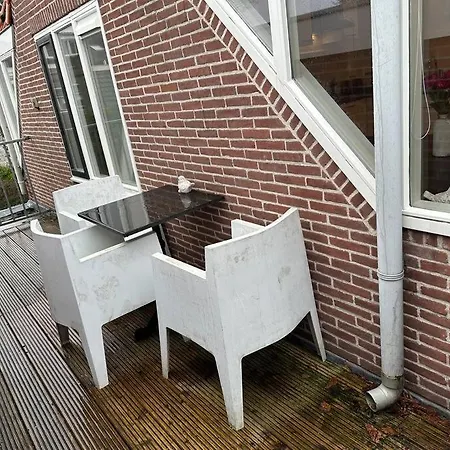 Nearby, Close To Amsterdam, The Hague -6p *