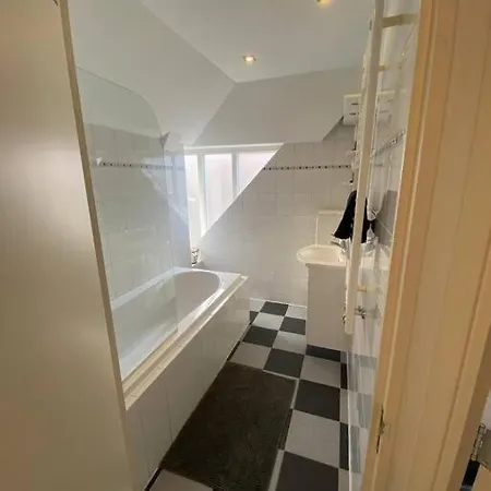 Apartment Nearby, Close To Amsterdam, The Hague -6p Wassenaar